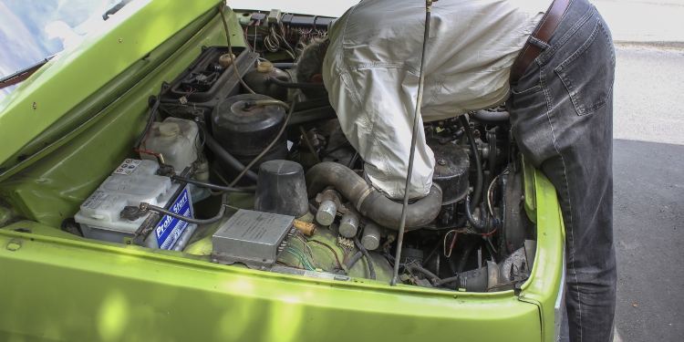 Motorraum des Wartburg 353W